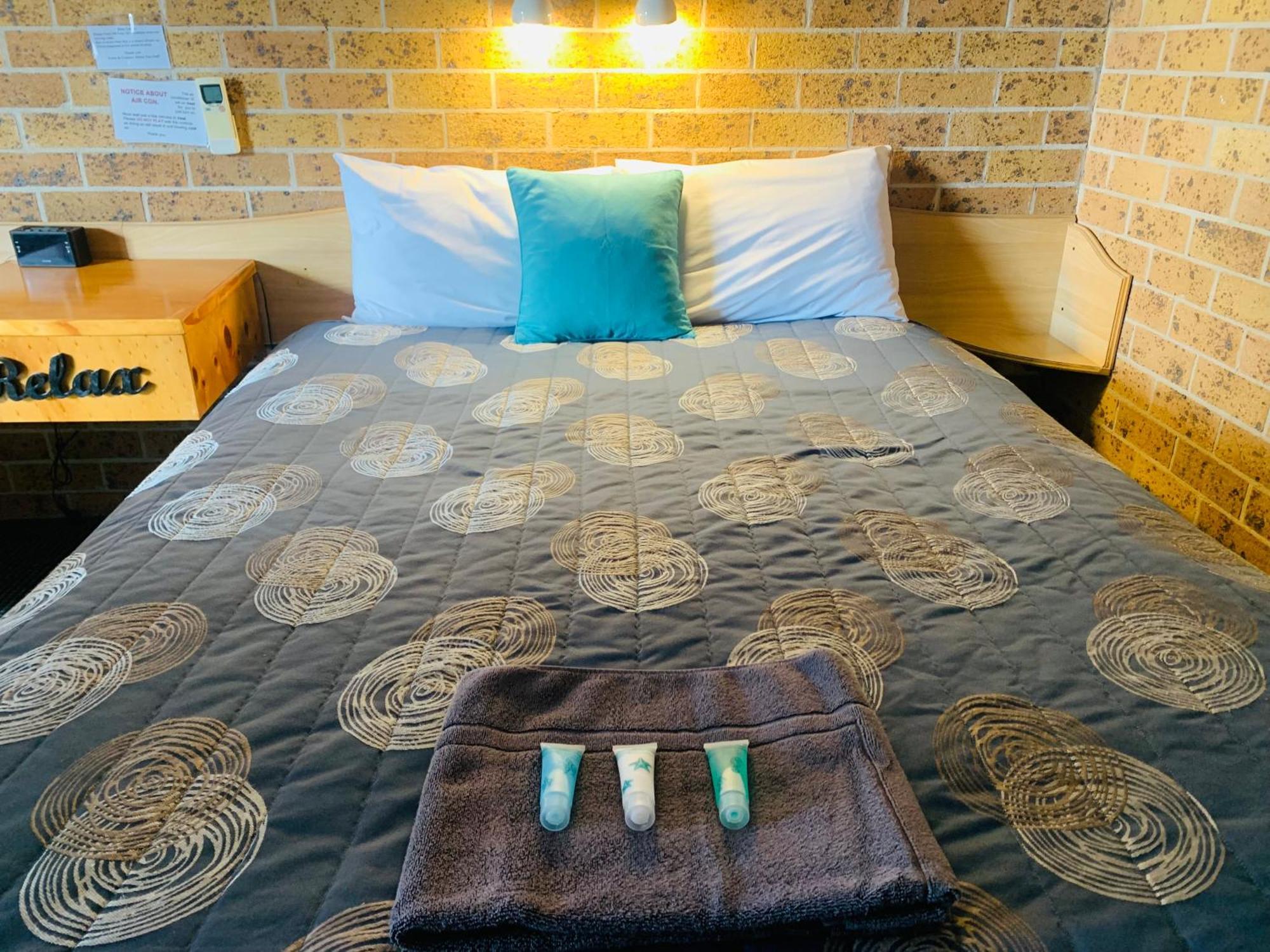Town And Country Motor Inn Tamworth Buitenkant foto